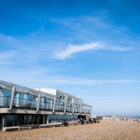 Amazing Beach Apartment Lancing Exterior photo